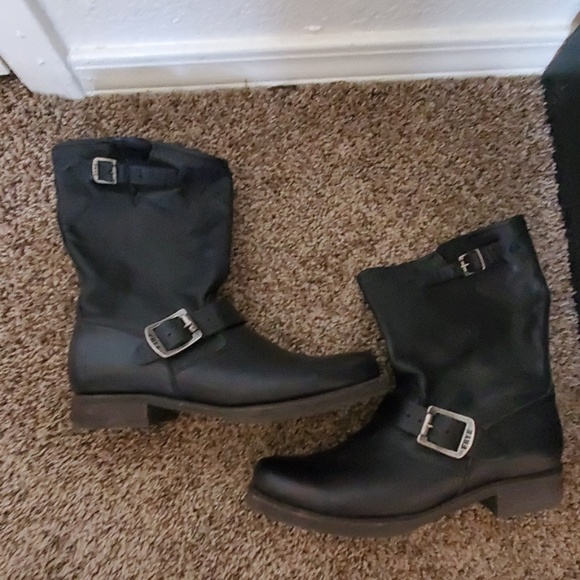 Frye Shoes - Frye boots